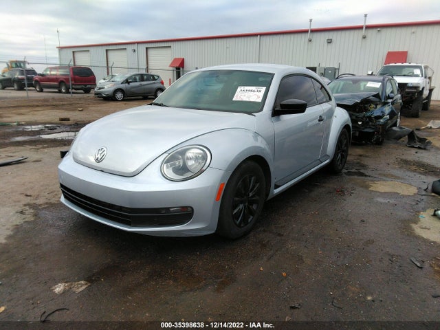 Volkswagen Beetle Coupe 2.5l Entry 2014 3VWFP7AT0EM621098 Image 2