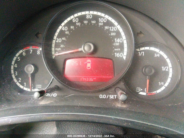 Volkswagen Beetle Coupe 2.5l Entry 2014 3VWFP7AT0EM621098 Image 7