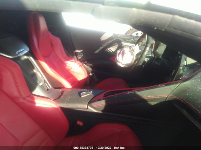 2021 Chevrolet Corvette, VIN: 1G1YB2D45M5118875