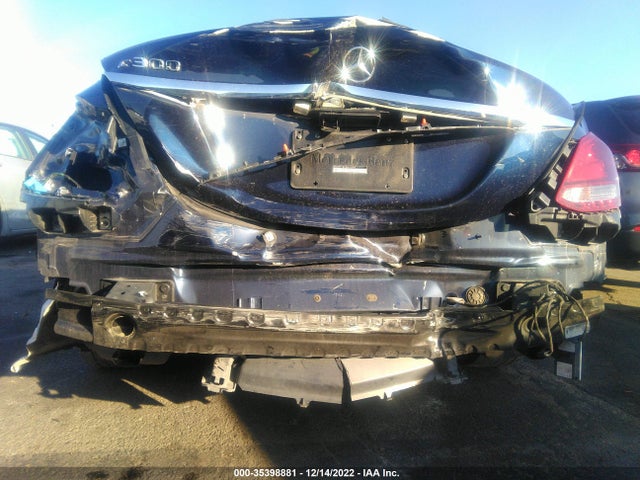 2018 Mercedes-Benz C-Class, VIN: WDDWF4JB1JR410194