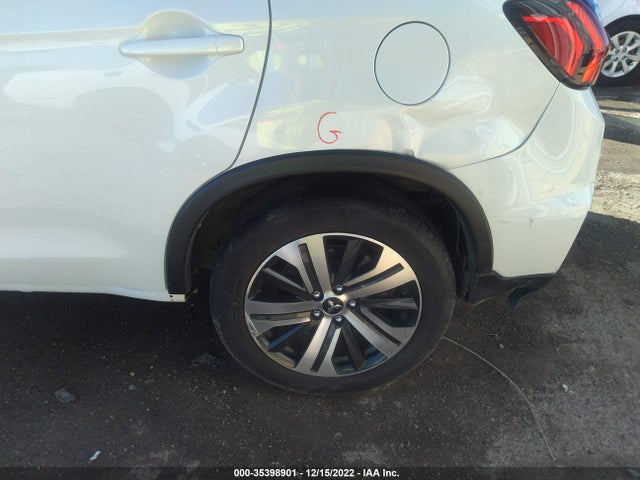 JA4APVAU4MU008383 Mitsubishi Outlander Sport Se