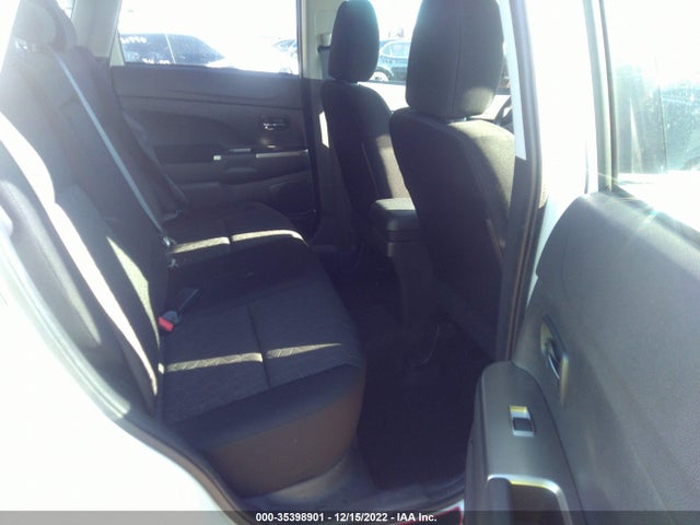 JA4APVAU4MU008383 Mitsubishi Outlander Sport Se