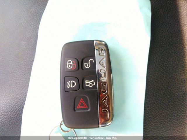 SAJAJ4FXXKCP50618 Jaguar Xe 25t Premium