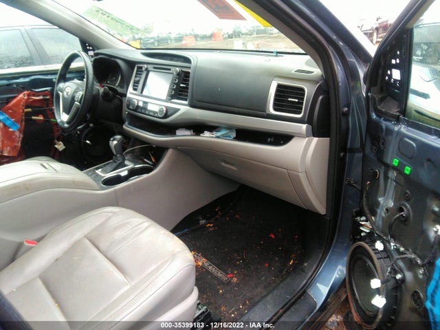 2015 Toyota Highlander, VIN: 5TDKKRFH4FS101052