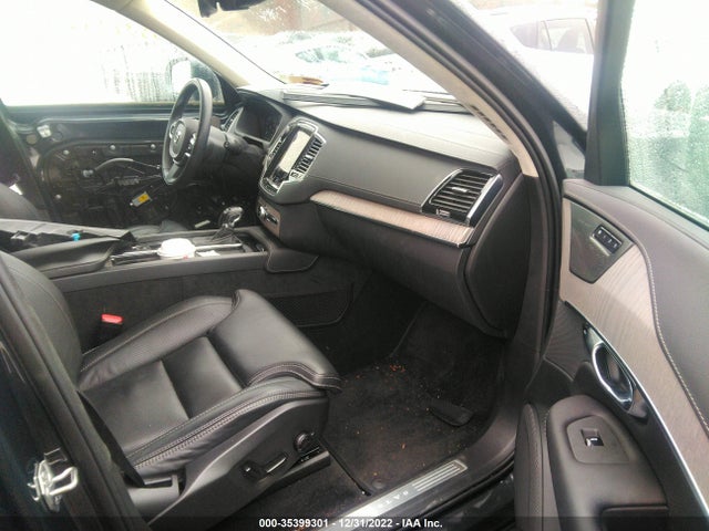 2021 Volvo XC90, VIN: YV4A221L0M1697217
