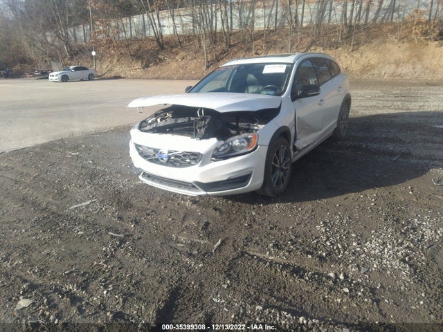 2016 Volvo V60, VIN: YV4612HK6G1015645