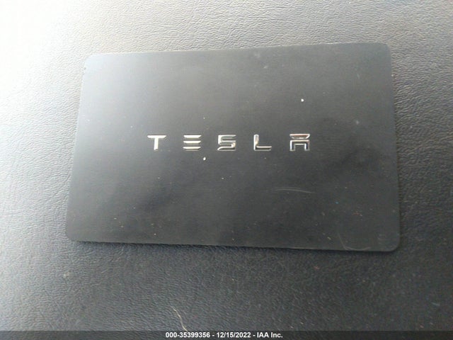 Tesla Model 3 Long Range/performance 2019 5YJ3E1EB1KF477555 Image 3