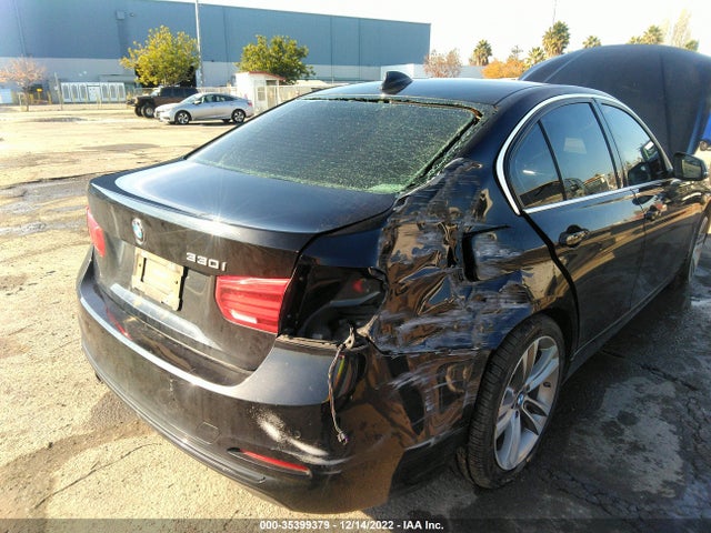 2017 BMW 3 Series, VIN: WBA8B9G31HNU52195
