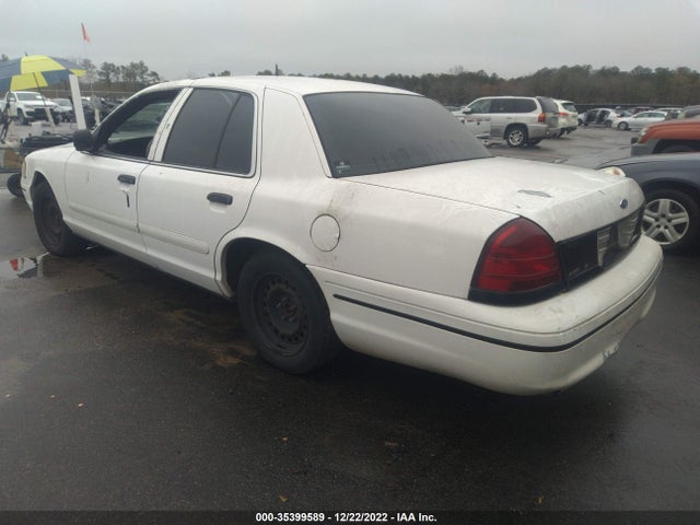 2000 FORD CROWN VICTORIA POLICE PKG POLICE INTERCEPTOR VIN: 2FAFP71W1YX104937