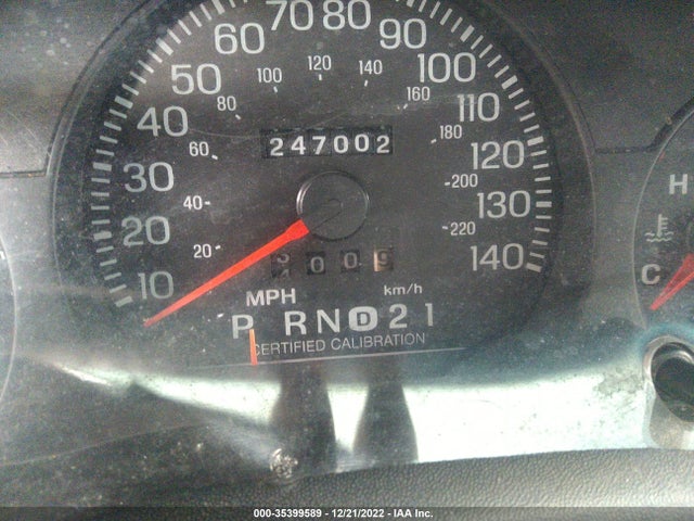 2000 FORD CROWN VICTORIA POLICE PKG POLICE INTERCEPTOR VIN: 2FAFP71W1YX104937