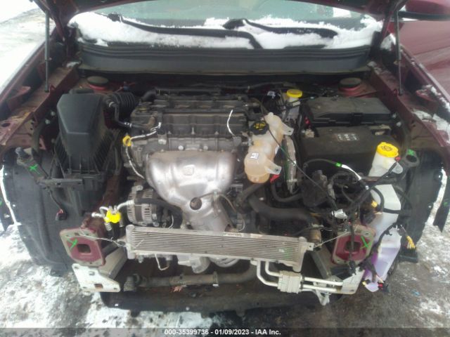 1C4PJLCB3KD325960 Jeep Cherokee Latitude