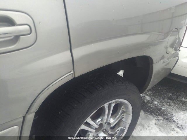 GMC YUKON SLE 2003 1GKEC13V83J224467 Image 7