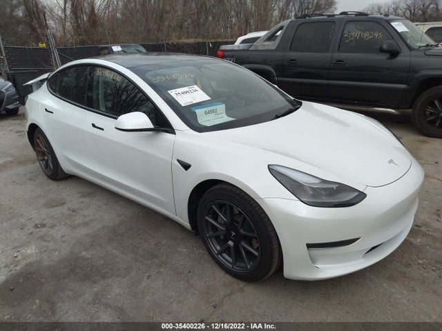 2022 5YJ3E1EB1NF174084 main image