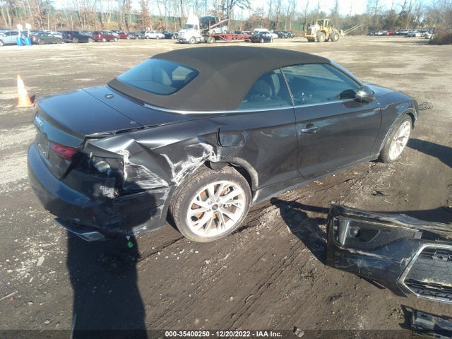 2022 Audi A5, VIN: WAUWAGF56NN005102