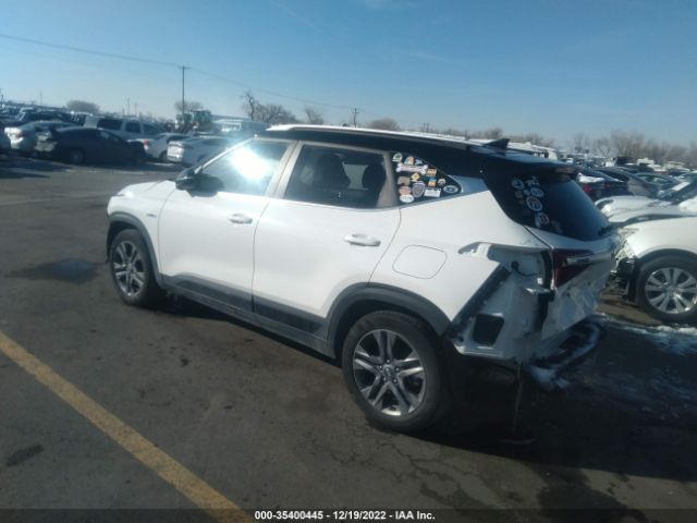 KNDEUCAA8M7161518 KIA SELTOS S