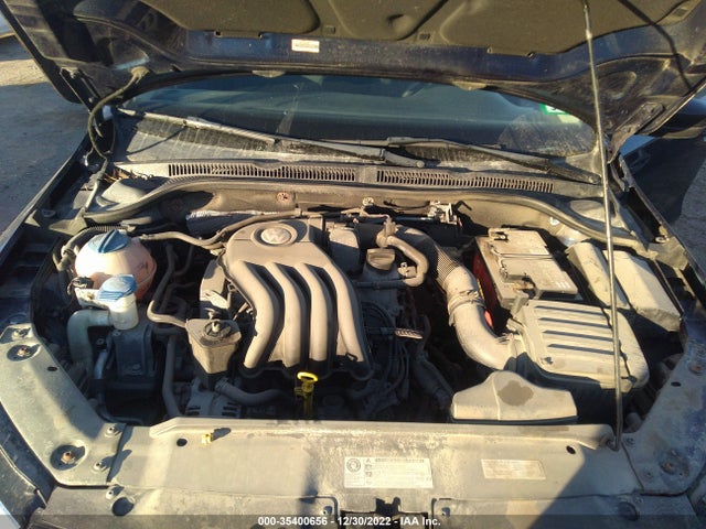 3VW1K7AJ5EM389072 Volkswagen Jetta Sedan S