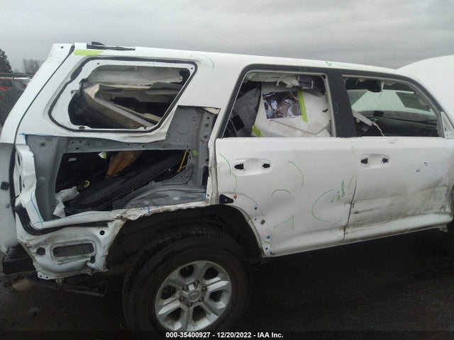 Toyota 4RUNNER SR5 2021 JTEMU5JR9M5851301 Image 8