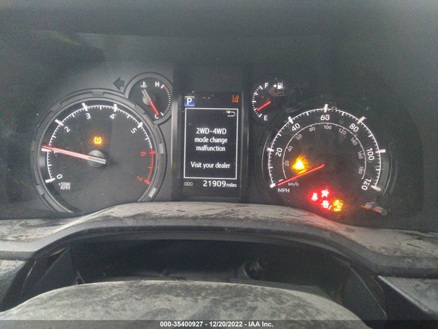 Toyota 4RUNNER SR5 2021 JTEMU5JR9M5851301 Image 9