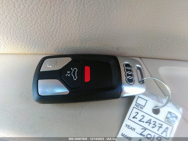 WA1BNAFY7K2083781 Audi Q5 Premium Plus