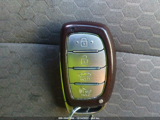 2019 HYUNDAI ELANTRA VALUE EDITION VIN: KMHD84LFXKU860030