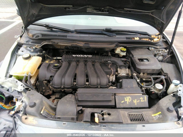 2007 VOLVO S40 2.4L VIN: YV1MS382172301128
