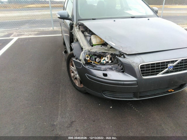 2007 VOLVO S40 2.4L VIN: YV1MS382172301128