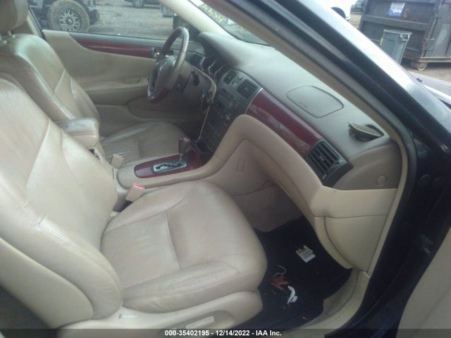 Lexus ES 300 2003 JTHBF30G030111849 Image 6
