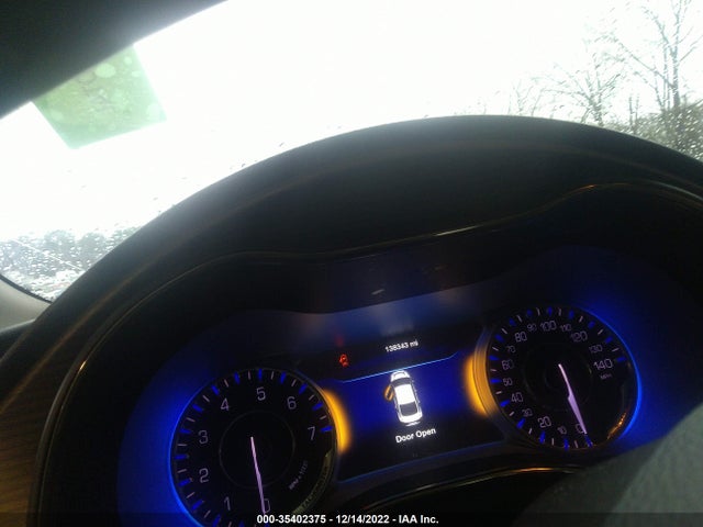 Chrysler 200 C 2015 1C3CCCCG7FN580958 Image 8