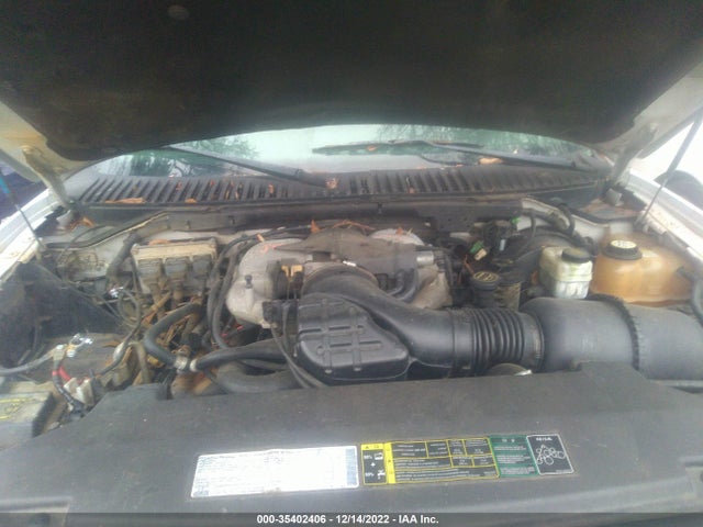 Lincoln Navigator 2003 5LMFU28R23LJ26935 Image 11