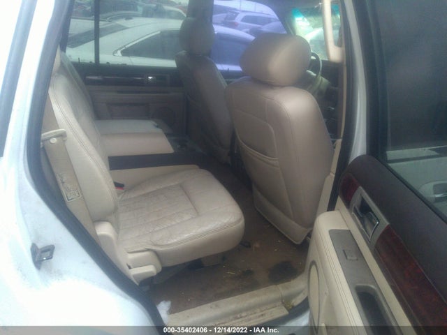 Lincoln Navigator 2003 5LMFU28R23LJ26935 Image 9
