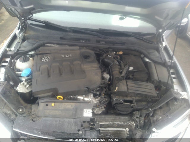 3VWLA7AJ5FM335641 Volkswagen Jetta Sedan 2.0l Tdi Se