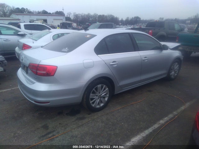 3VWLA7AJ5FM335641 Volkswagen Jetta Sedan 2.0l Tdi Se