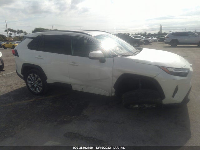 2022 Toyota RAV4, VIN: 2T3C1RFVXNW215051