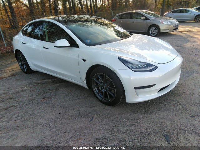 Tesla Model 3 Standard Range Plus 2021 5YJ3E1EA4MF851537 main image