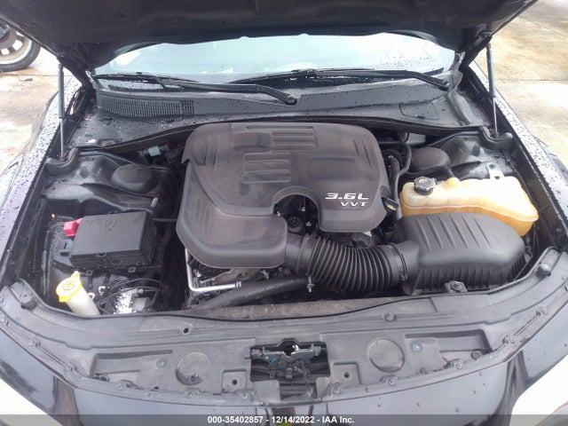 Chrysler 300 2019 2C3CCAEG5KH689374 Image 12