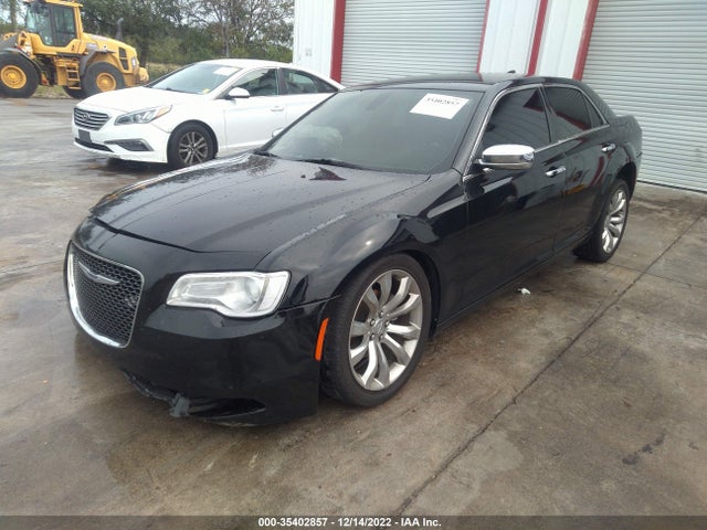 Chrysler 300 2019 2C3CCAEG5KH689374 Image 2