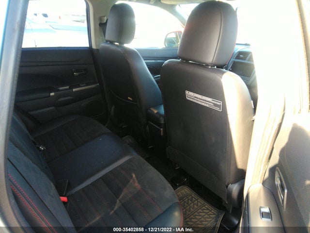 JA4AR3AW6JU001978 Mitsubishi Outlander Sport Se 2.4