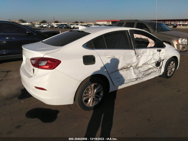 Chevrolet CRUZE LT 2019 1G1BE5SM8K7118064 Image 4