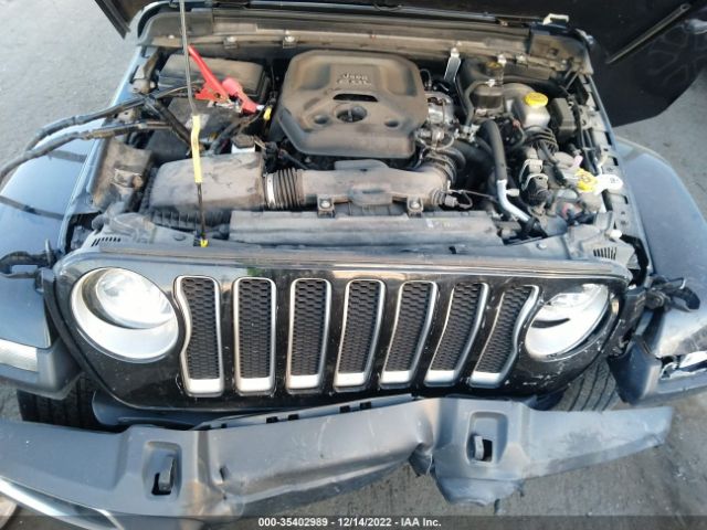 1C4HJXEN5JW221668 Jeep Wrangler Unlimited Sahara