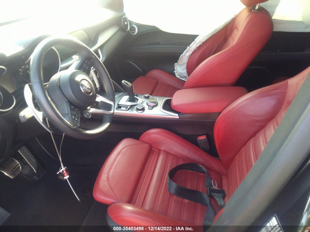 ZASPAKBN3N7D24808 Alfa Romeo Stelvio Veloce