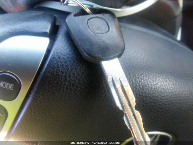 Acura TL 2004 19UUA662X4A042137 Image 3