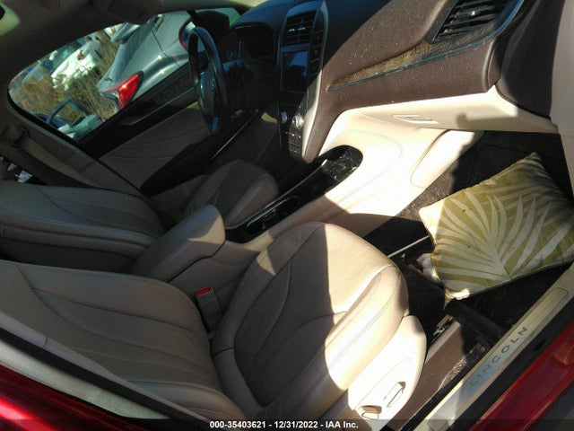 2017 Lincoln MKC, VIN: 5LMCJ3C9XHUL56846