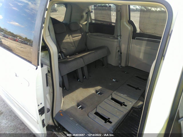Volkswagen Routan 2009 2V8HW34109R543684 Image 9