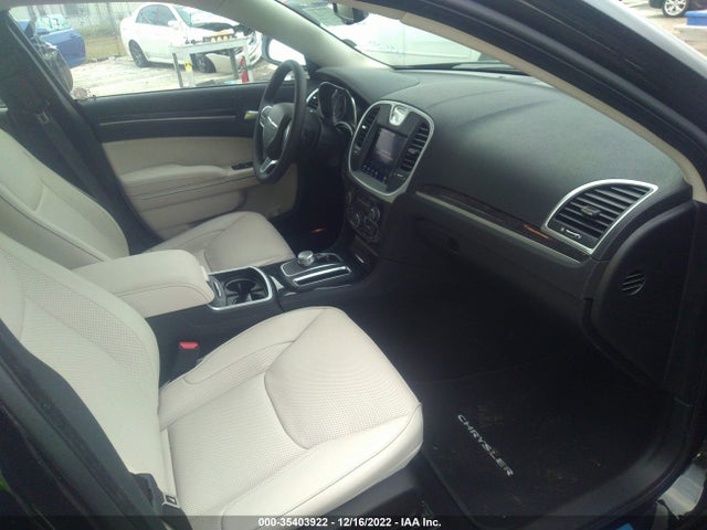 2C3CCADG8NH236789 Chrysler 300 Touring L