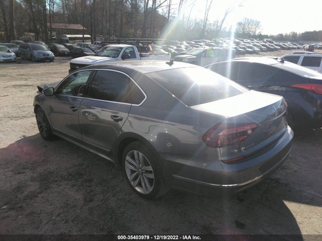 2017 Volkswagen Passat, VIN: 1VWGT7A35HC057020