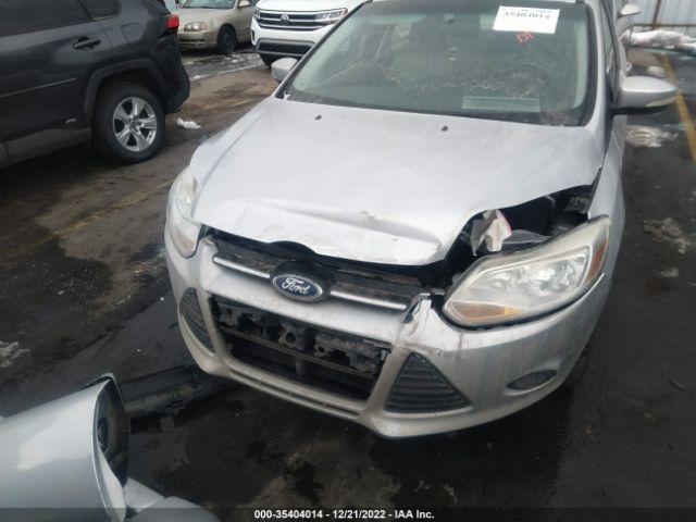 1FADP3F22EL419129 Ford FOCUS SE