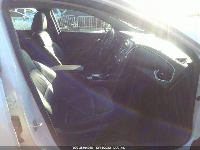 1G1ZE5ST1HF211724 Chevrolet Malibu