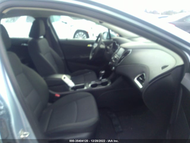 2017 Chevrolet Cruze, VIN: 1G1BE5SM4H7179985