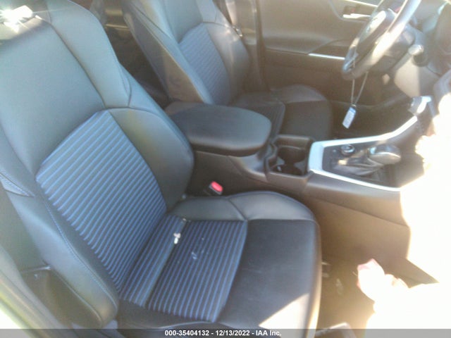 2020 Toyota RAV4, VIN: 4T3EWRFV7LU008124