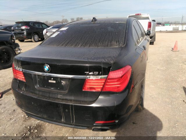 2011 BMW 740I WBAKA4C55BC612634 Photo 3